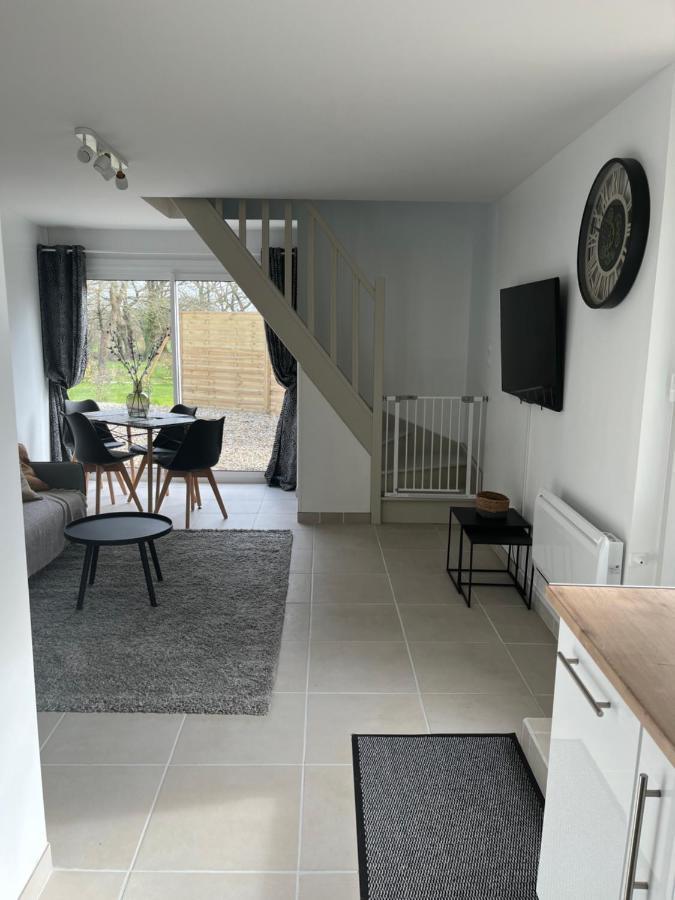 La Petite Maison De Kerguiniou Glomel Eksteriør billede