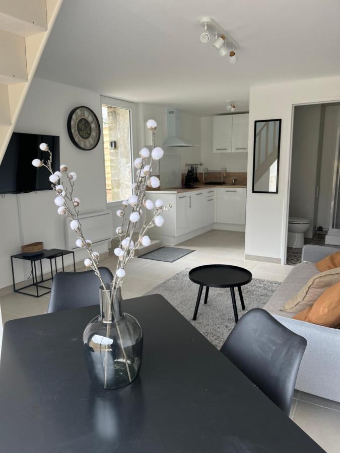 La Petite Maison De Kerguiniou Glomel Eksteriør billede