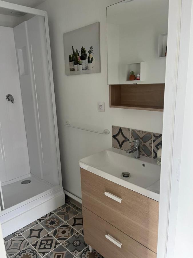 La Petite Maison De Kerguiniou Glomel Eksteriør billede